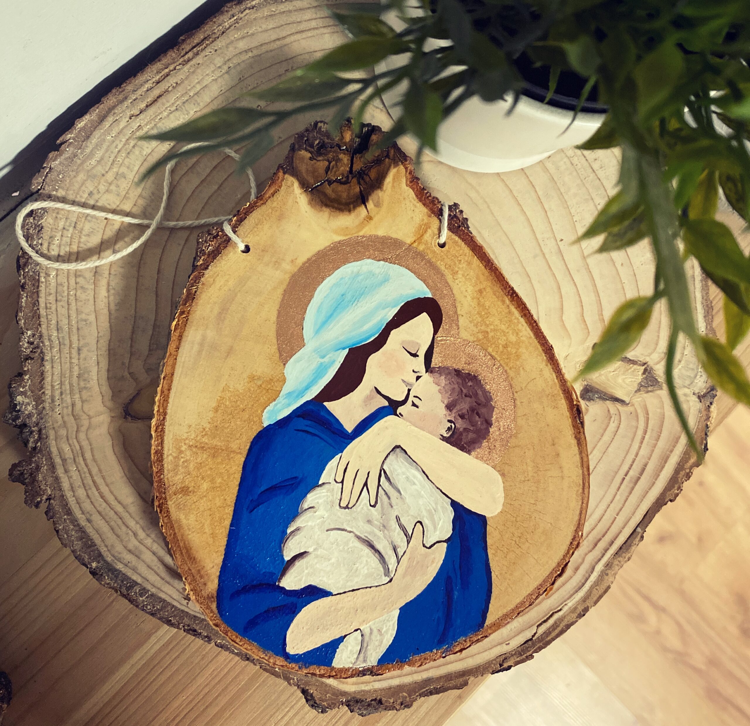 Drewniana Zawieszka Maryja Z Dzieciątkiem